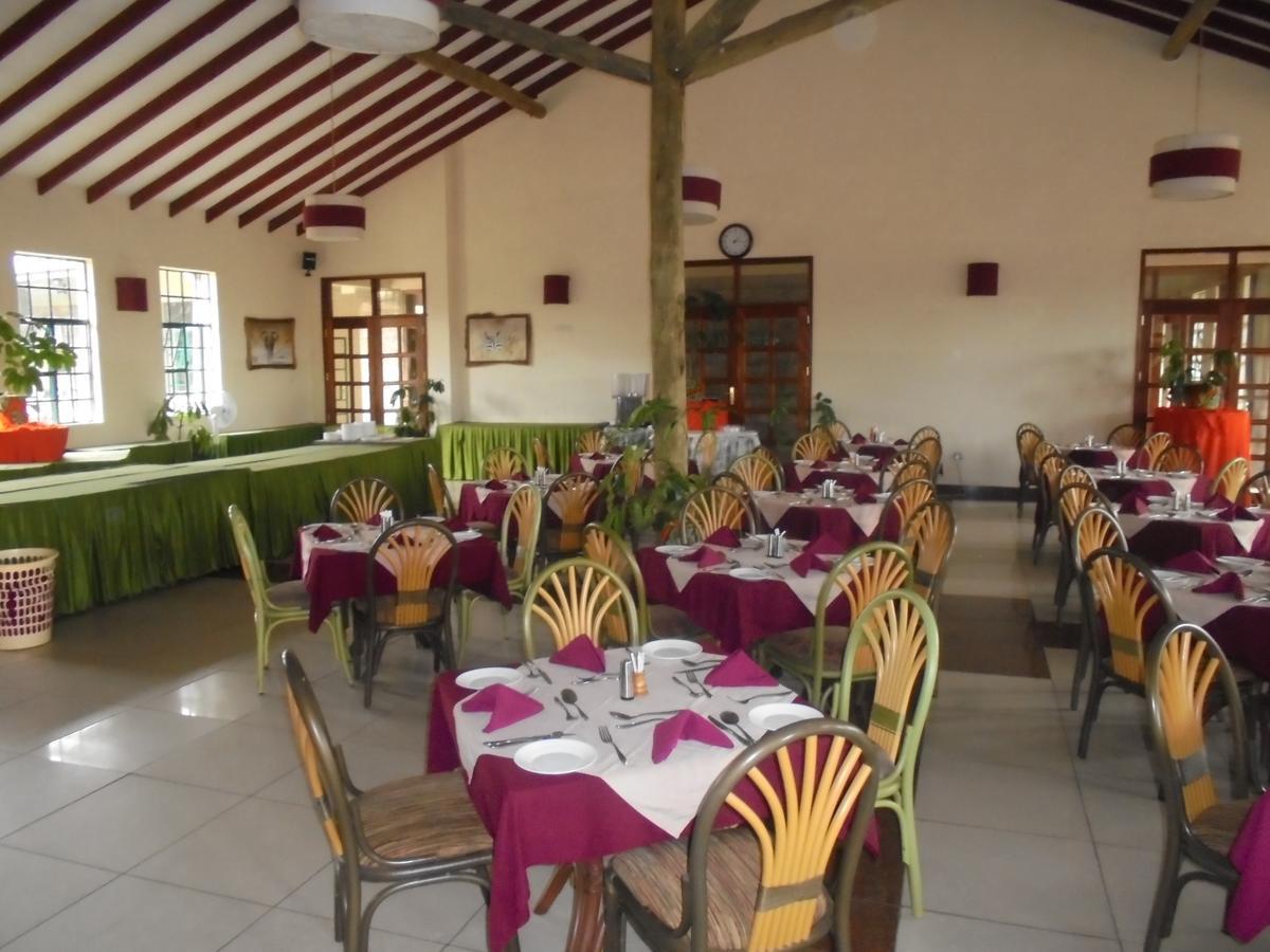 Athi River Maanzoni Lodge Limited מראה חיצוני תמונה